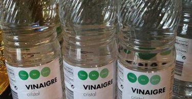 23 Utilisations Magiques du Vinaigre Blanc Que Tout le Monde Doit Connaître.