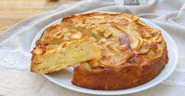 Gâteau aux pommes invisible Cyril Lignac facile