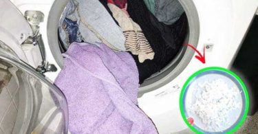 Si votre linge sent mauvais même après lavage, voici 7 astuces pour éviter cela